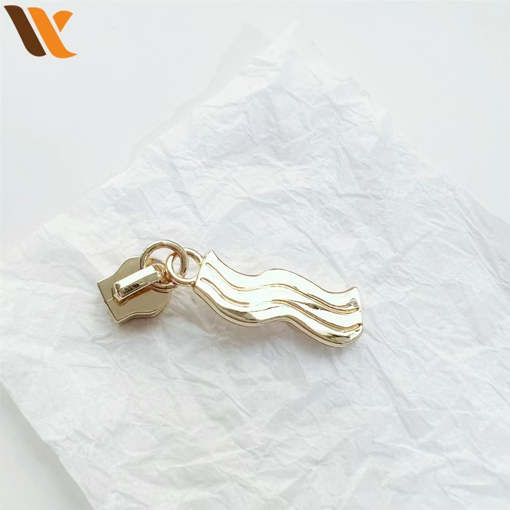 Hot Sale Zinc Alloy Metal Zipper Pull Tabs 2