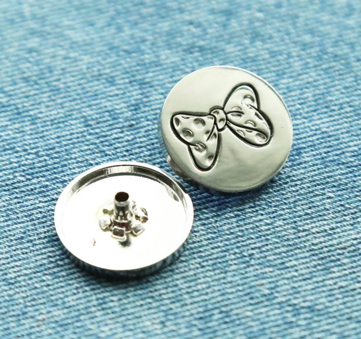 Custom Nickle Color Decorative Metal Button